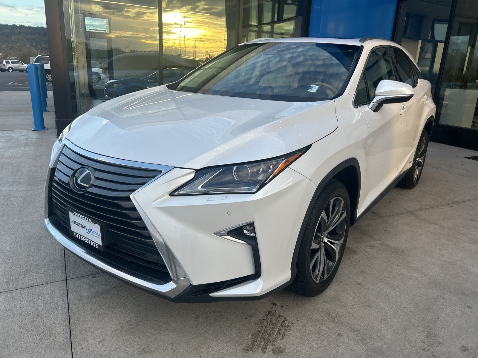 2018 Lexus RX 450h's photo