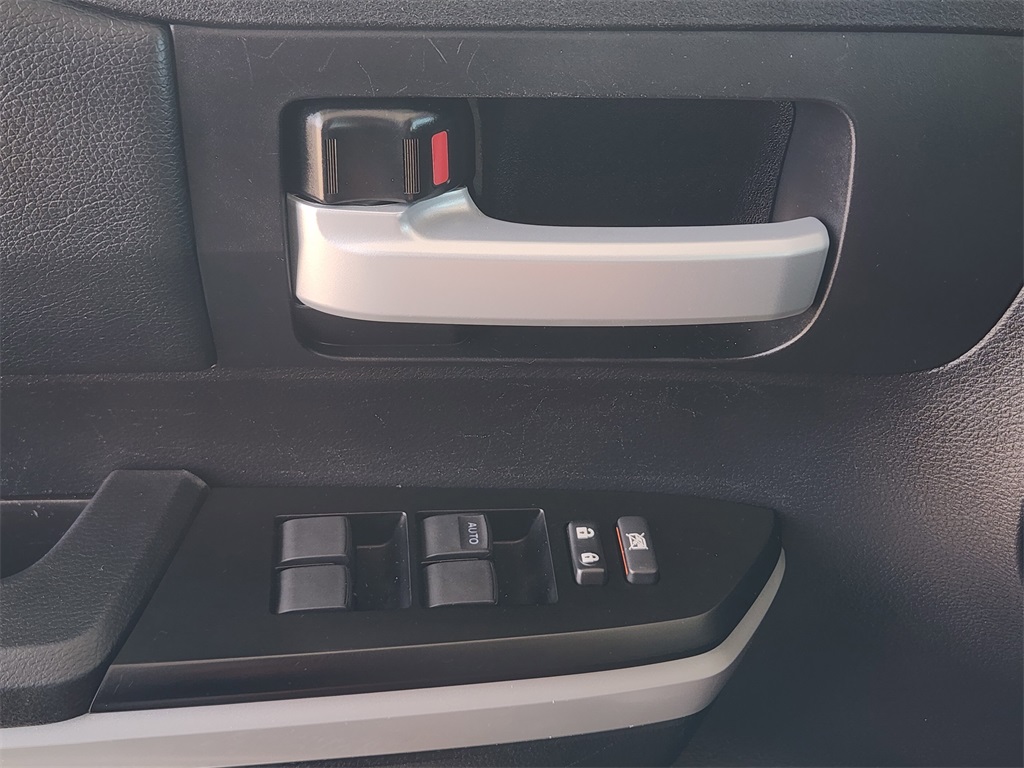 2021 Toyota Tundra SR5 Grade photo 18