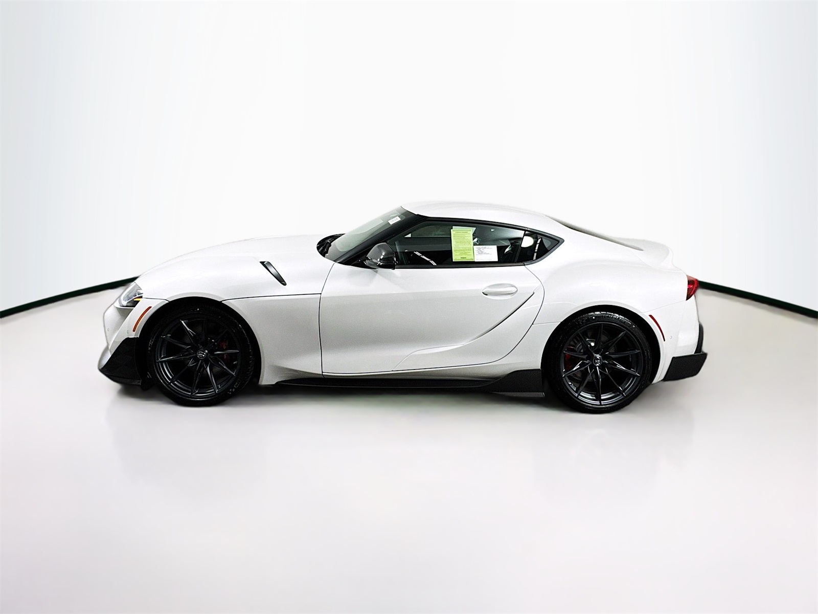 2026 Toyota Supra 3.0 Premium photo 3