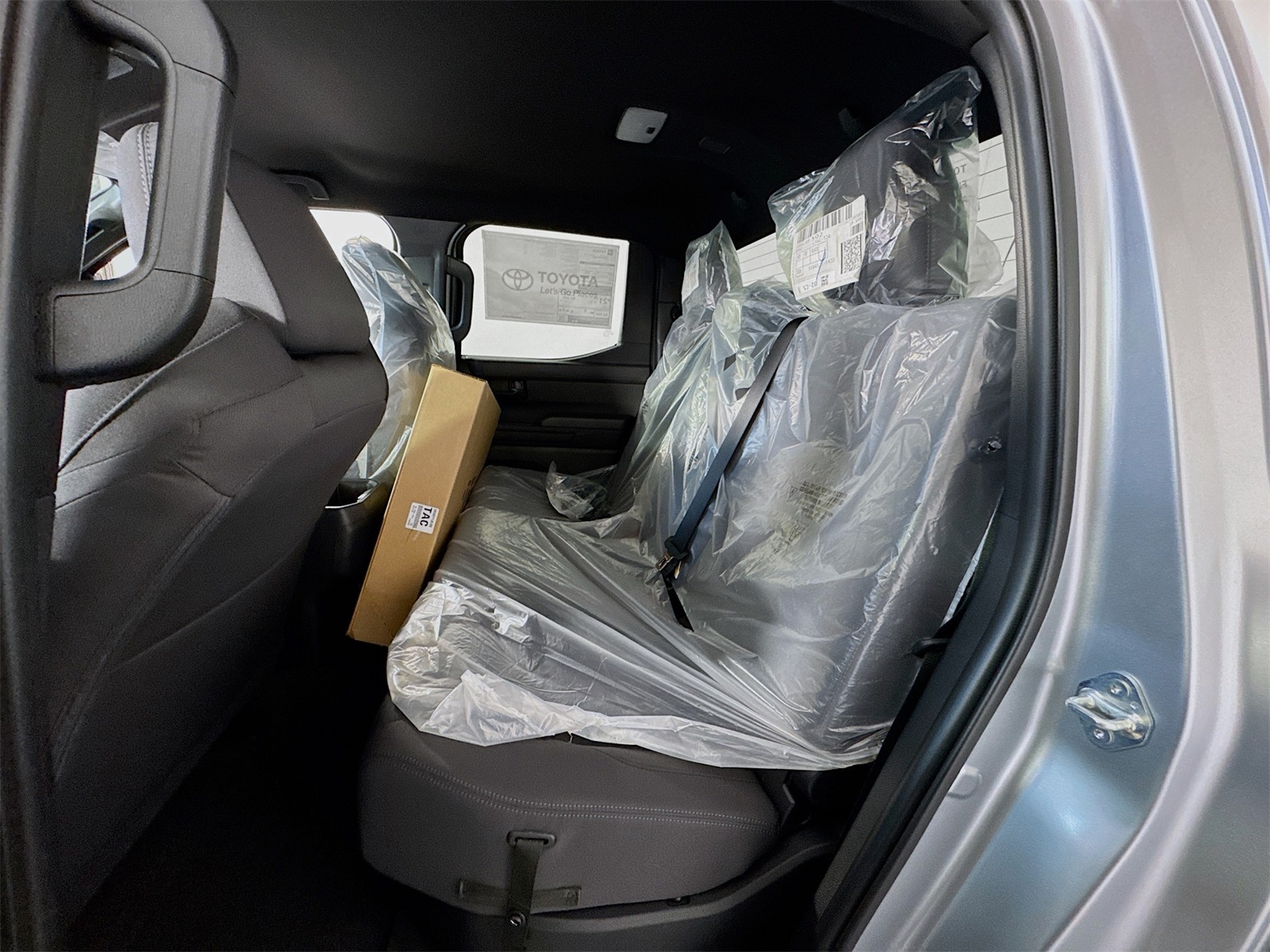 2025 Toyota Tacoma SR5 Double Cab photo 11