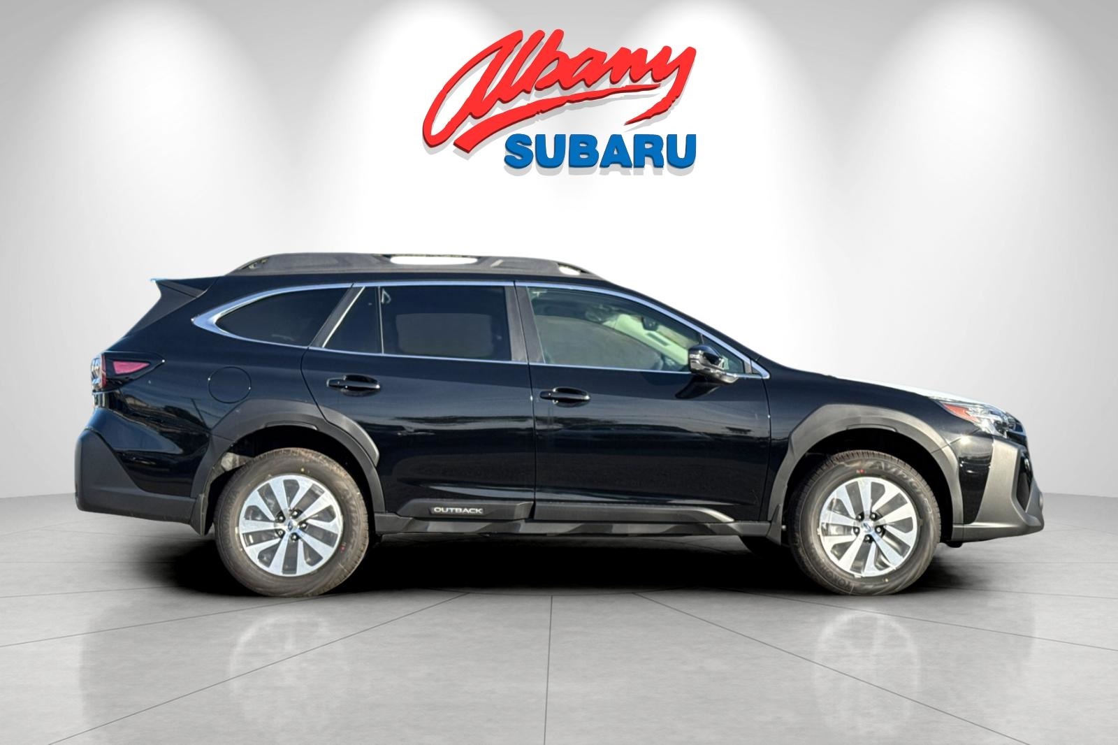 サベージボディ　Pro-line Outback Utility Quad Pre-Owned 2023 Subaru Outback Onyx Edition 4D Sport Utility