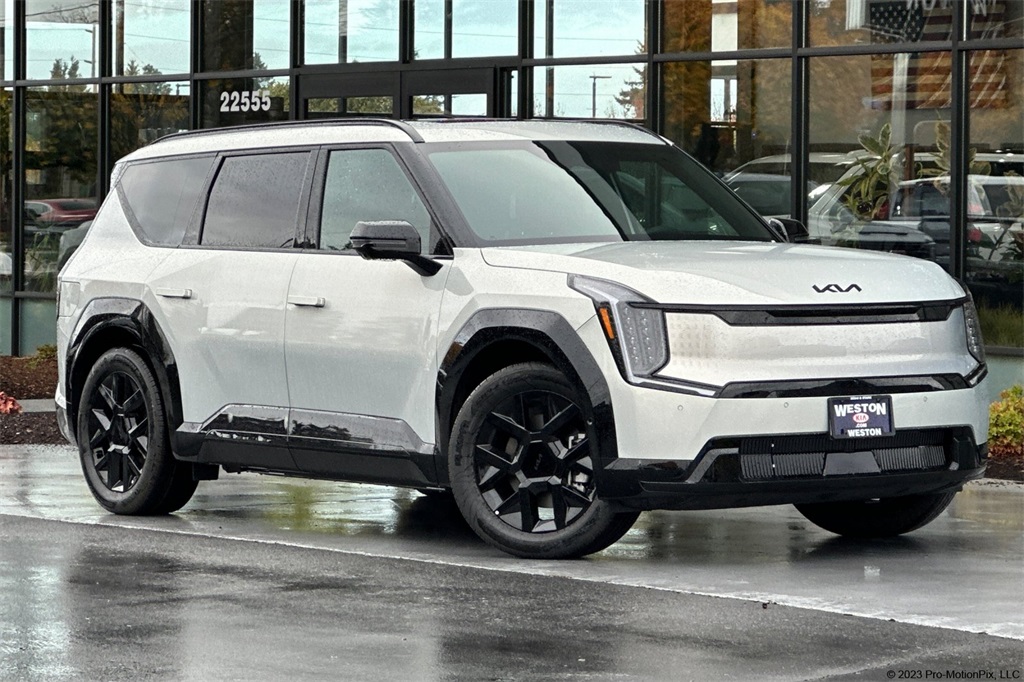 new 2026 Kia EV9 car, priced at $70,505