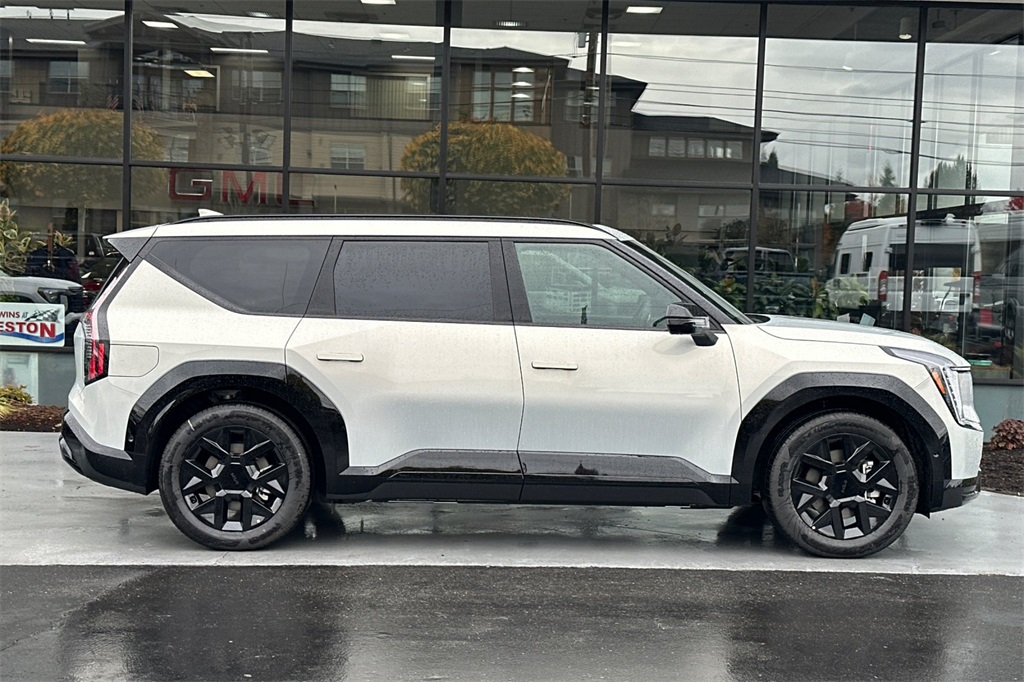 new 2026 Kia EV9 car, priced at $70,505