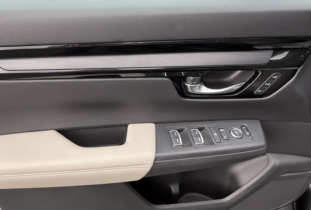2023 Honda CR-V EX-L photo 19