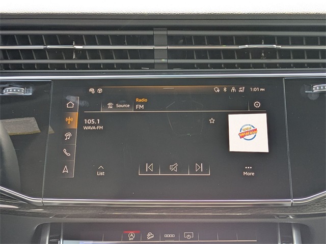 new 2025 Audi Q7 car, priced at $69,872