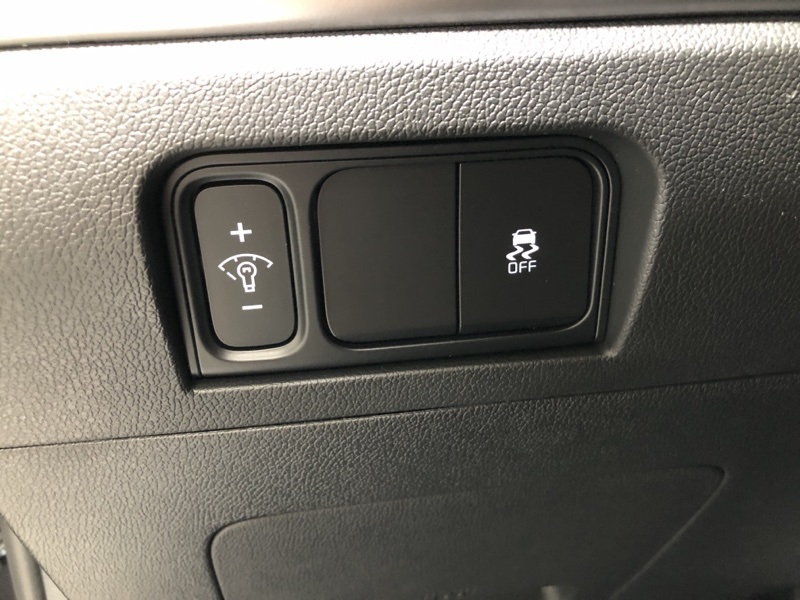 2025 Kia Sorento S photo 19