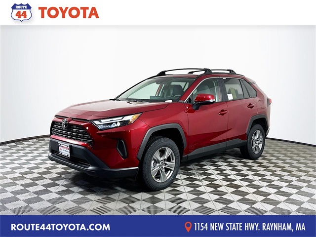 2025 Toyota RAV4 XLE's photo