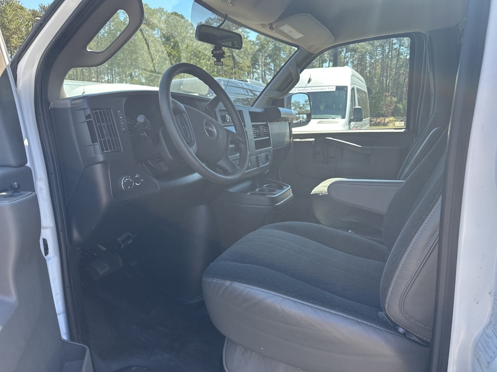 Used 2023 GMC Savana 2500 4x2 Empty Cargo Van for sale #SP1194 - photo 4