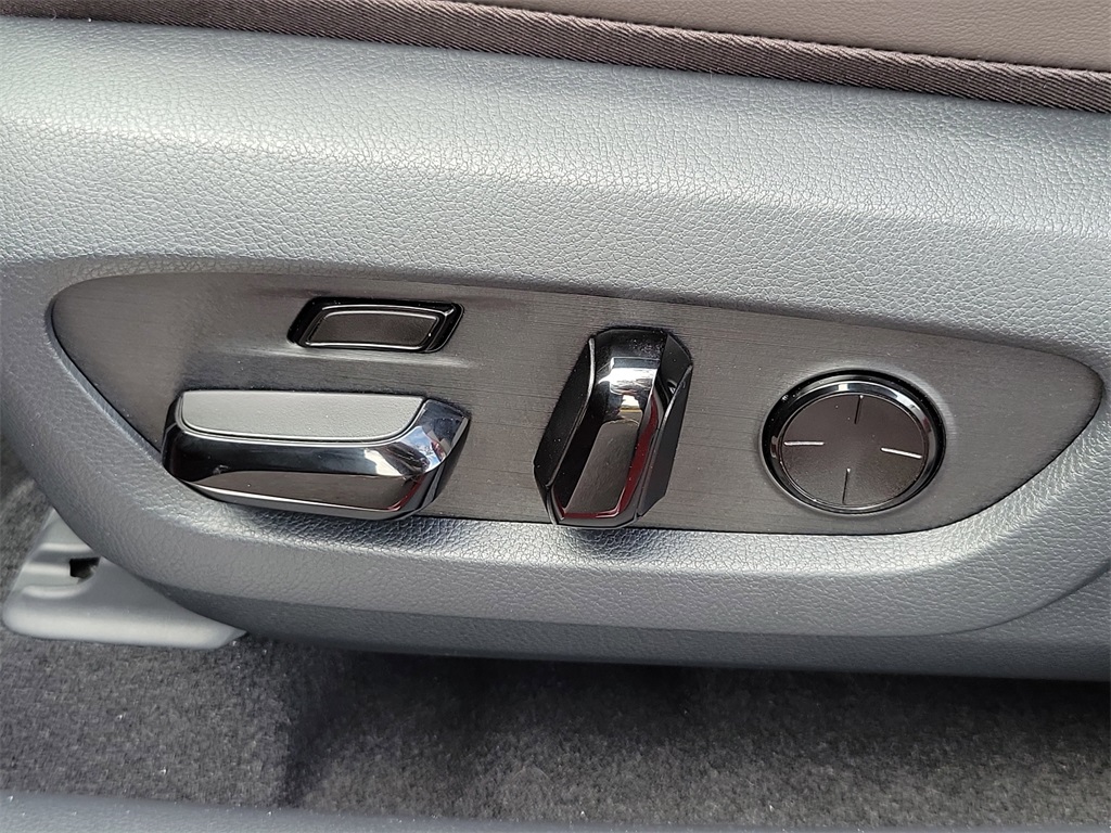 new 2026 Lexus RX car, priced at $77,350