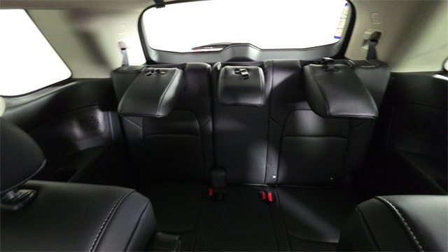 2025 Super Black Nissan Pathfinder Platinum FWD SUV