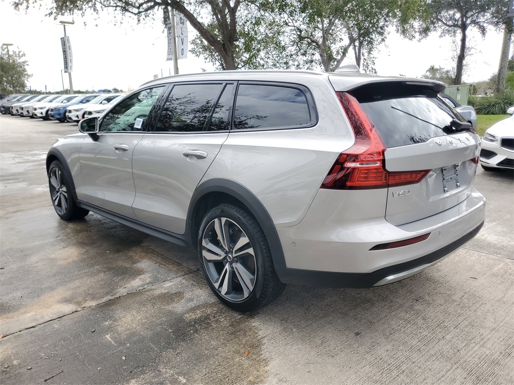 used 2025 Volvo V60 Cross Country car, priced at $32,956