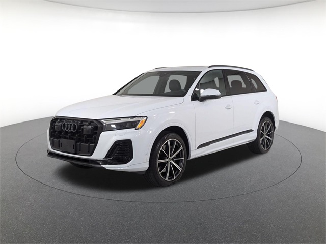 used 2025 Audi Q7 car, priced at $44,781
