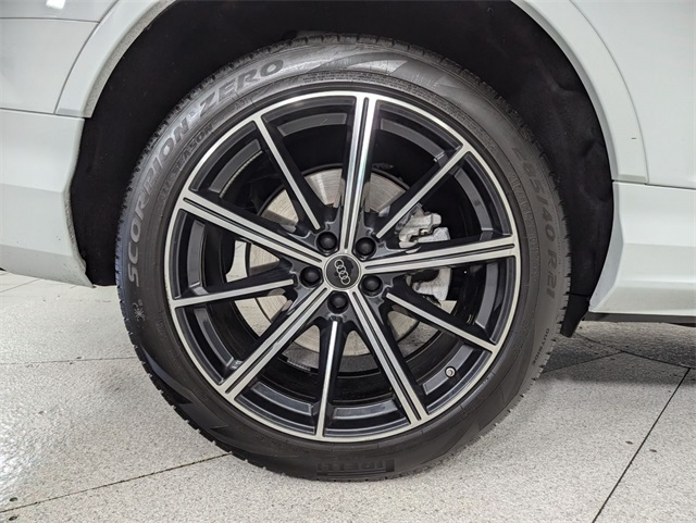 used 2025 Audi Q7 car, priced at $44,781