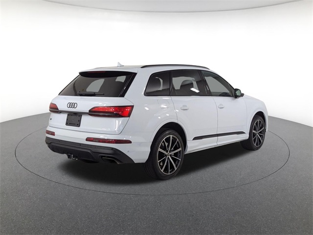 used 2025 Audi Q7 car, priced at $44,781