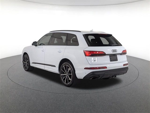 used 2025 Audi Q7 car, priced at $44,781