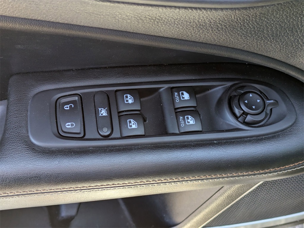Image 10 of Savvy Certified 2021 Jeep Compass Latitude 4WD