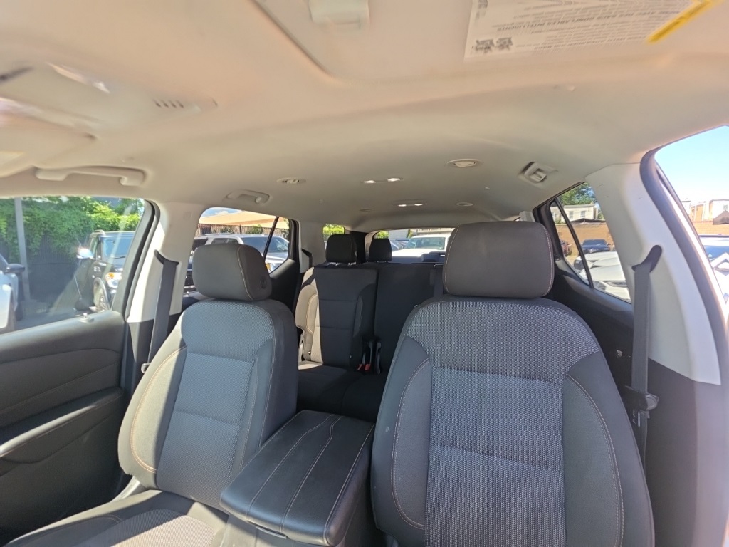 used 2018 Chevrolet Traverse car, priced at $15,895