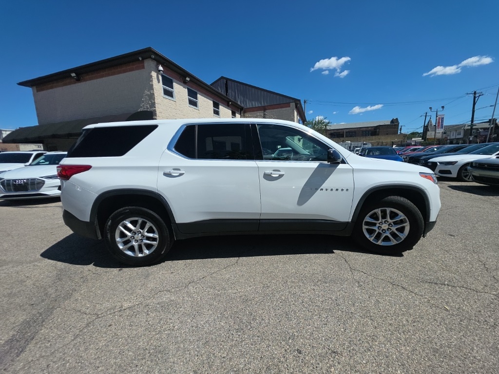 used 2018 Chevrolet Traverse car, priced at $15,895