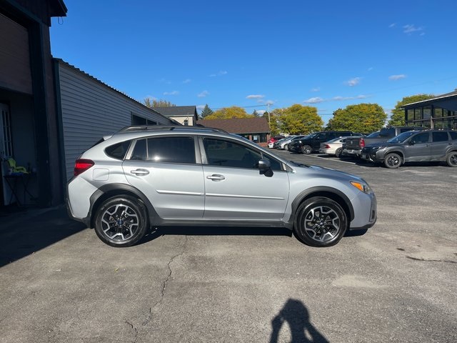 Used 2016 Subaru Crosstrek Limited with VIN JF2GPANC3GH306335 for sale in Saint Albans City, VT