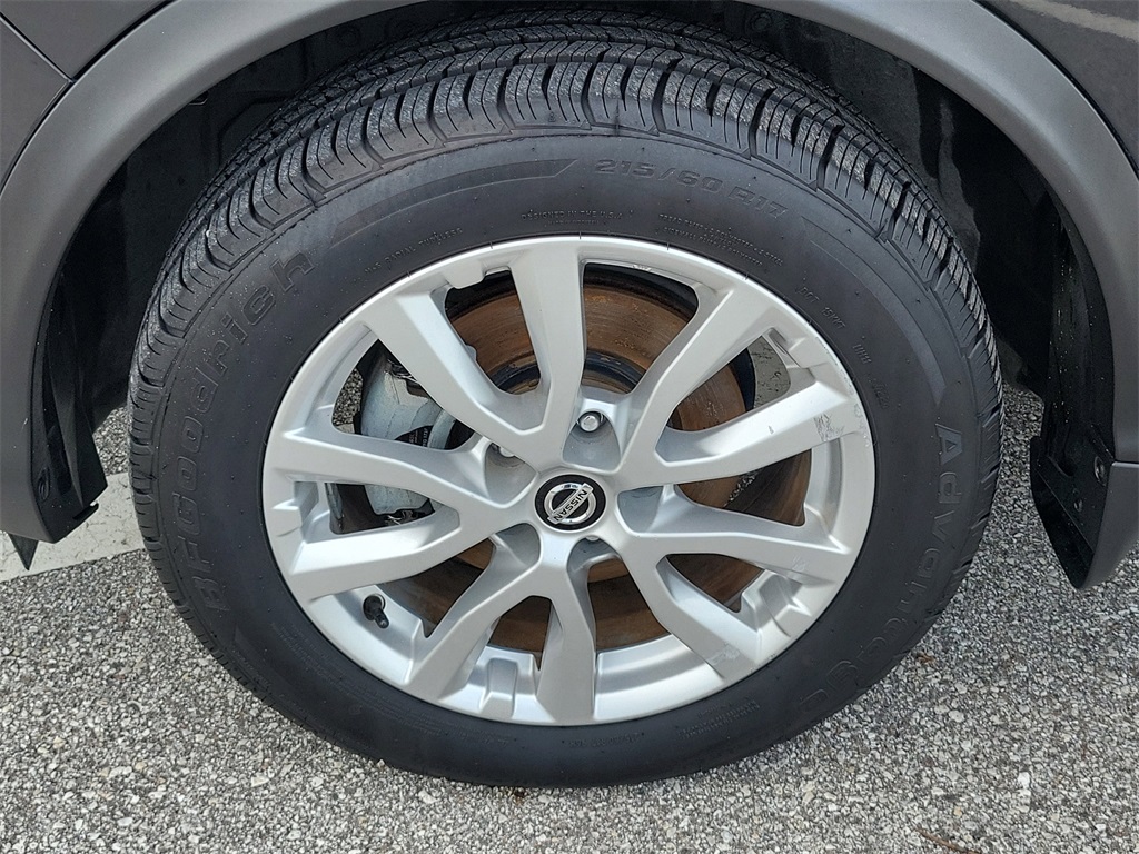 2022 Magnetic Black Pearl Nissan Rogue Sport S FWD SUV