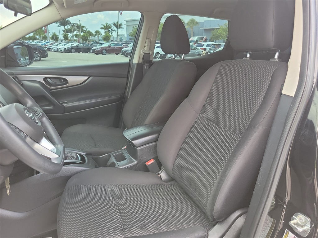 2022 Magnetic Black Pearl Nissan Rogue Sport S FWD SUV