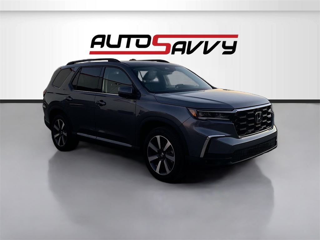 2023 Honda Pilot Elite's photo