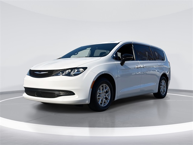 2026 Chrysler Voyager LX's photo