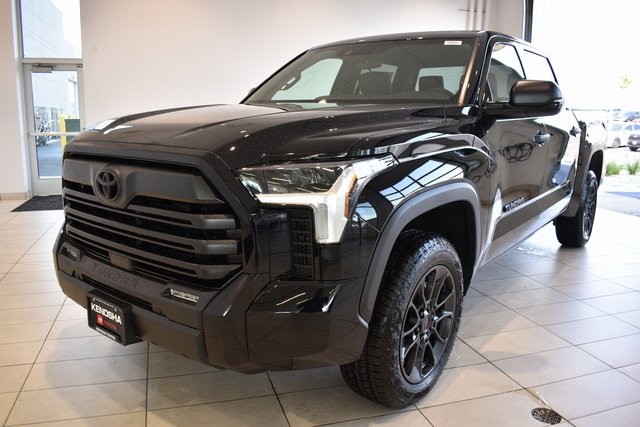 2026 Toyota Tundra SR5 CrewMax photo 2