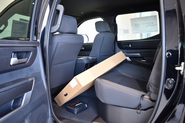 2026 Toyota Tundra SR5 CrewMax photo 6