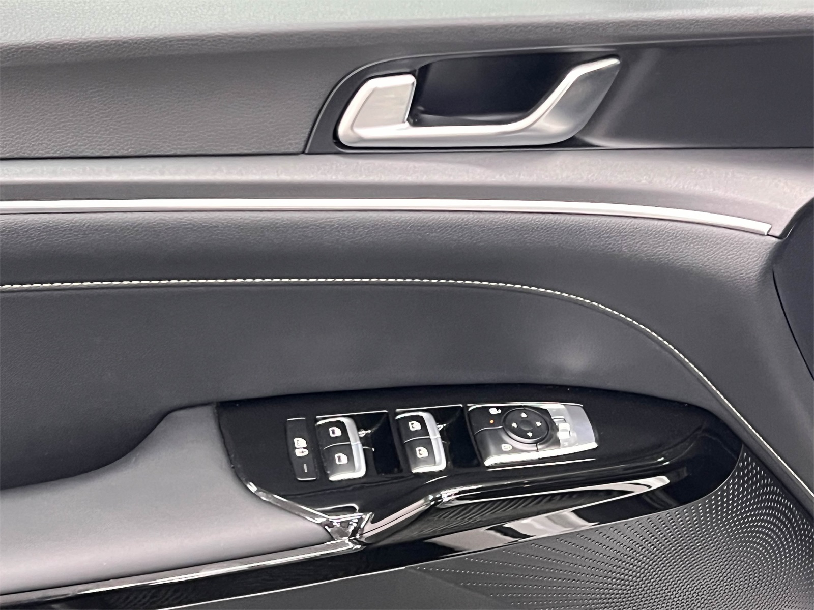 used 2025 Kia K5 car, priced at $28,788