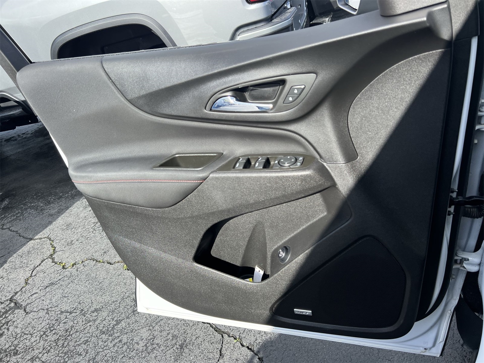 used 2024 Chevrolet Equinox car, priced at $23,991