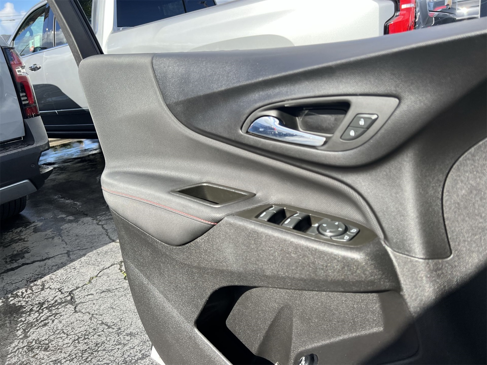 used 2024 Chevrolet Equinox car, priced at $23,991