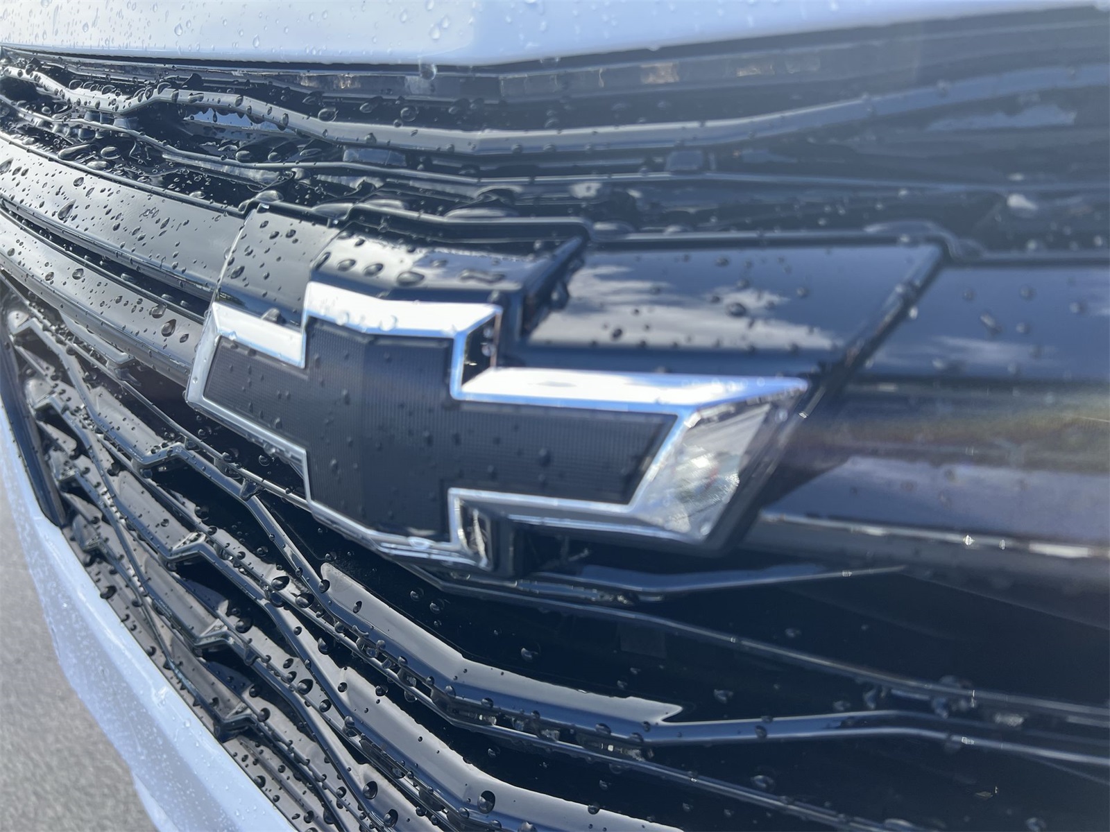 used 2024 Chevrolet Equinox car, priced at $23,991