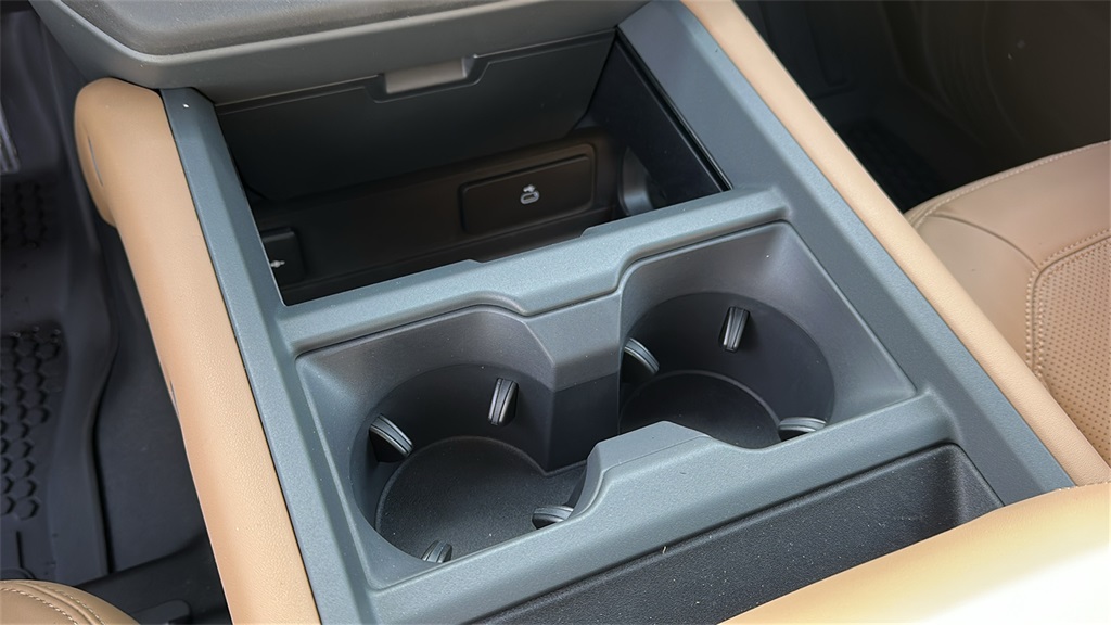 new 2026 Land Rover Defender 110 car, priced at $87,716