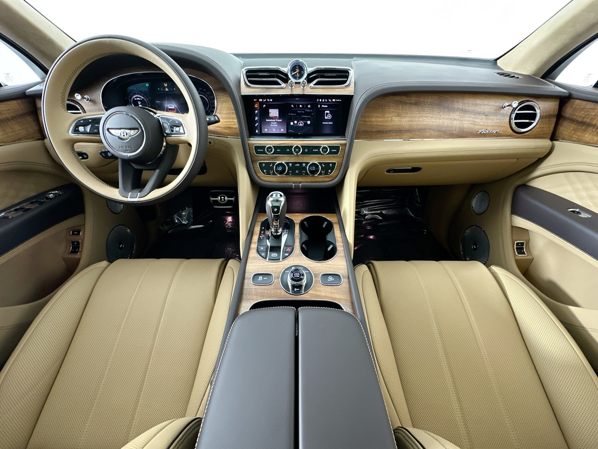 new 2025 Bentley Bentayga car