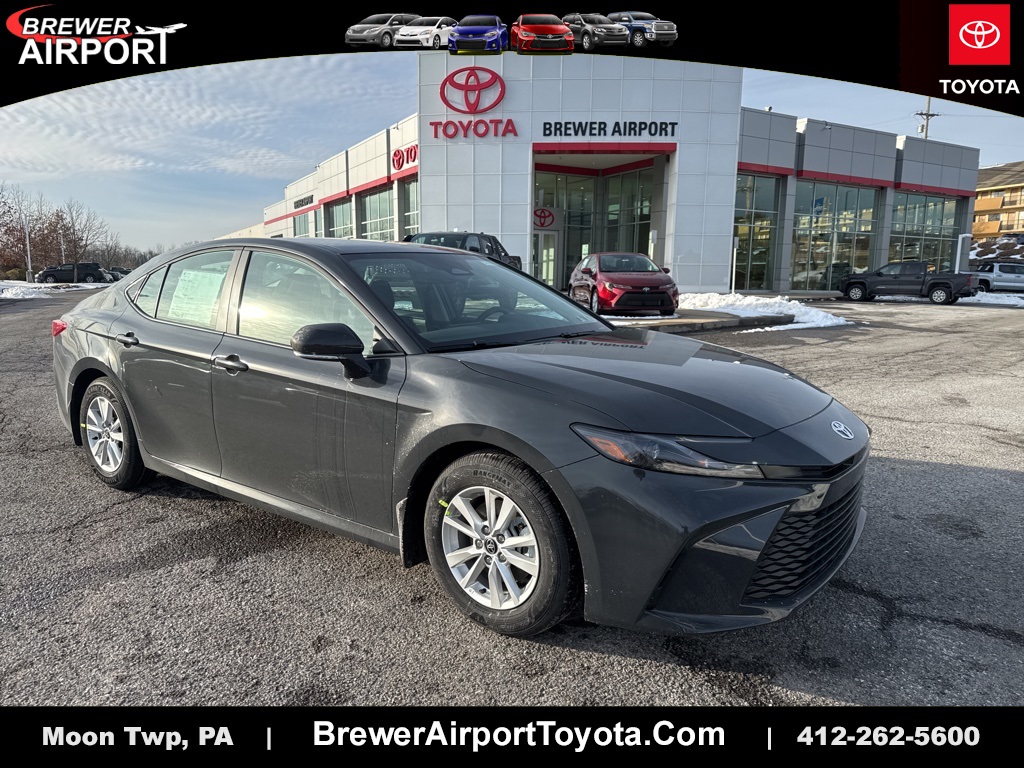 2026 Toyota Camry LE's photo