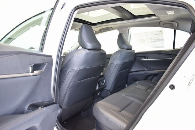 2026 Toyota Camry XLE photo 4