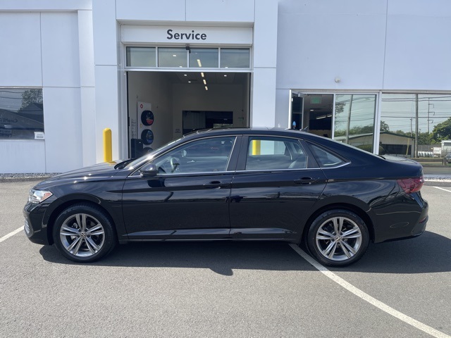 Certified 2022 Volkswagen Jetta SE with VIN 3VW7M7BUXNM020351 for sale in North Haven, CT