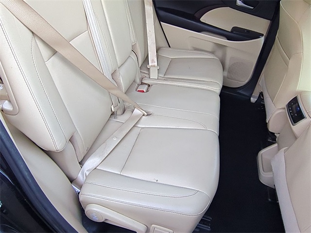 used 2016 Toyota Highlander car, priced at $18,911