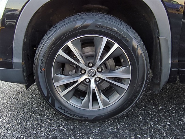 used 2016 Toyota Highlander car, priced at $18,911