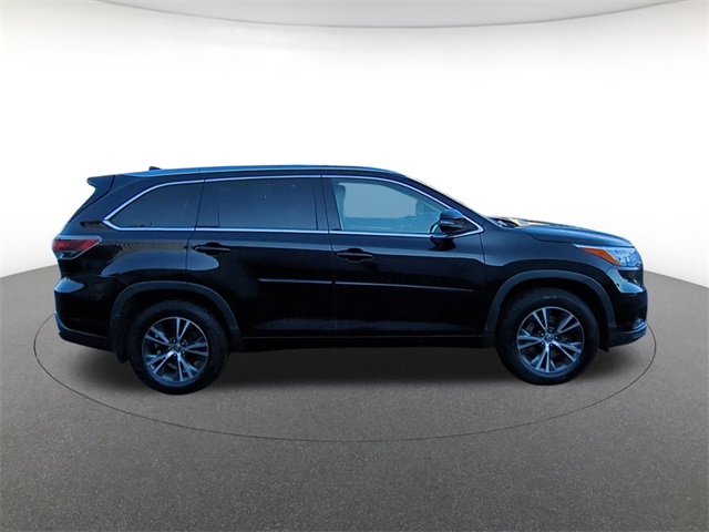used 2016 Toyota Highlander car, priced at $18,911