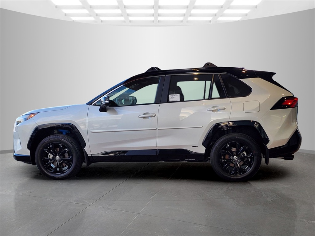 2025 Toyota RAV4 Hybrid XSE photo 4