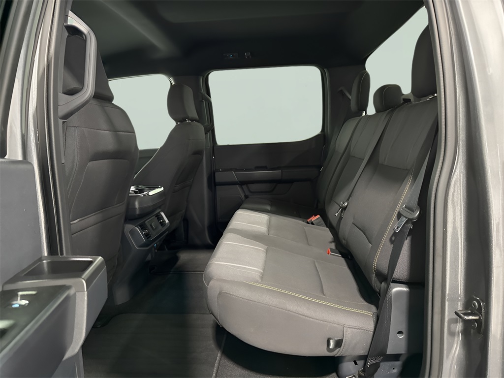 2024 Ford F-150 STX photo 4