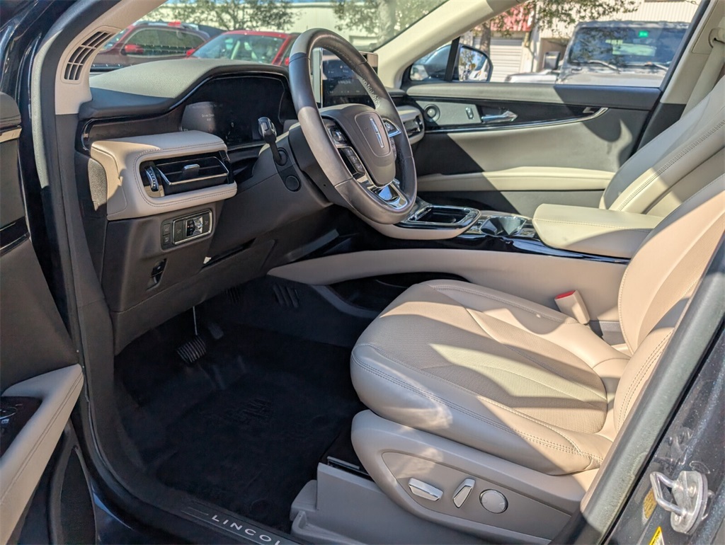 used 2021 Lincoln Nautilus car, priced at $28,988