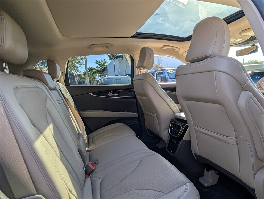 used 2021 Lincoln Nautilus car, priced at $28,988