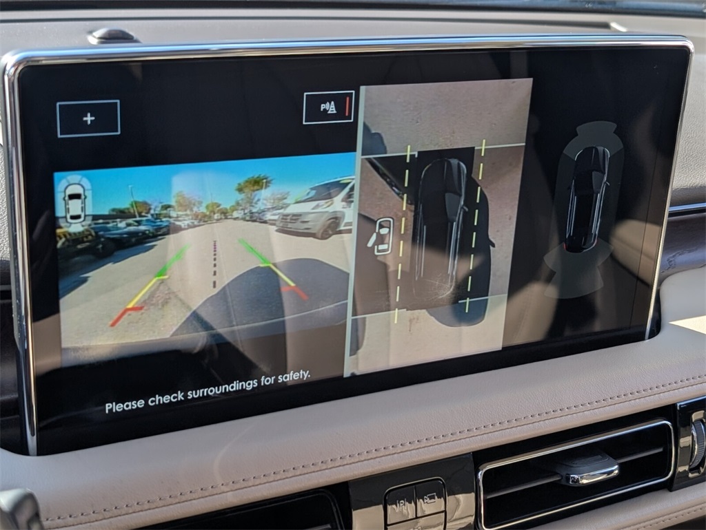 used 2021 Lincoln Nautilus car, priced at $28,988