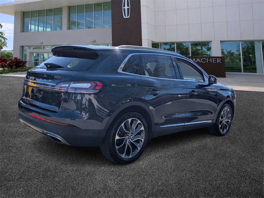 used 2021 Lincoln Nautilus car, priced at $28,988