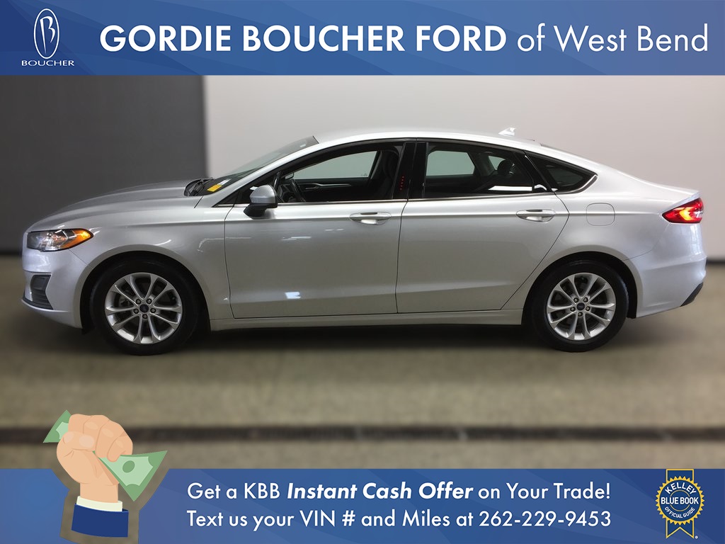2019 Ford Fusion SE photo 2