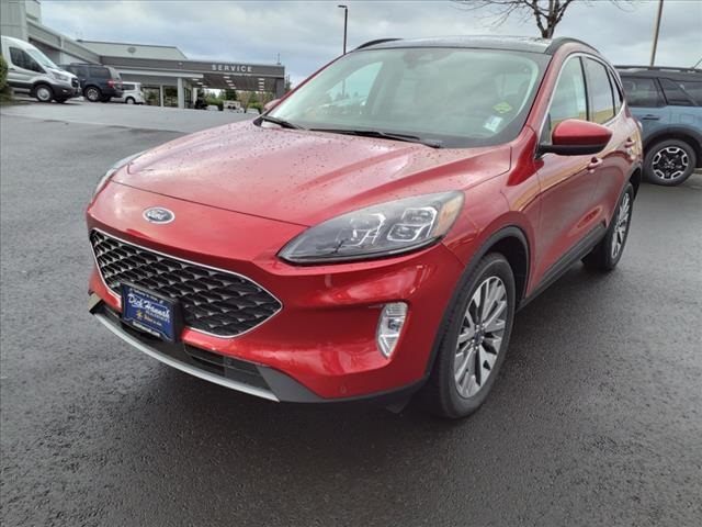 New 2022 Red Ford Titanium image 3