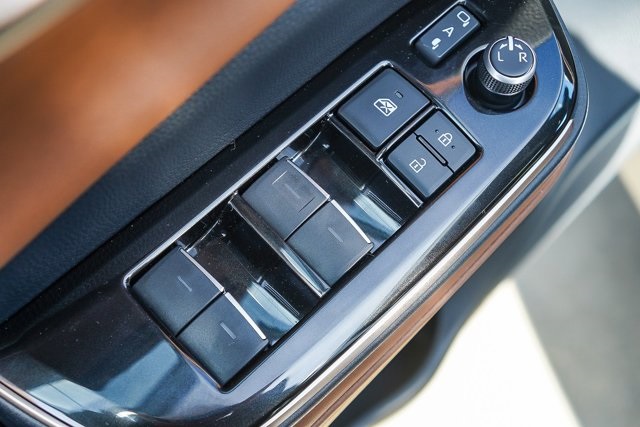 new 2026 Toyota Crown Signia car, priced at $54,184